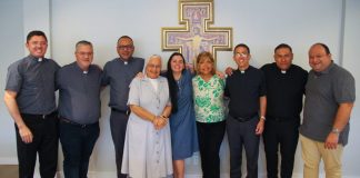 Equipe Dinamizadora da Catequese na América Latina se reúne na sede da CNBB, em Brasília