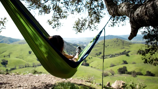 web3-chillout-woman-slow-life-austin-schmid-unsplash-cc0