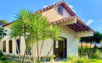 Com energia solar, casa de acolhimento direciona recursos para assistência a pessoas em situação de rua