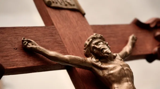 Igreja dá início ao Tríduo Pascal: a culminância de todo o ano litúrgico