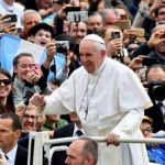 Papa na Audiência: “próximos dos fracos como semeadores de esperança”