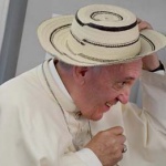 Papa no avião: não identificar o Islã com a violência