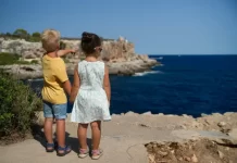 6 maneiras de criar os filhos para que eles “estejam no mundo sem serem do mundo”
